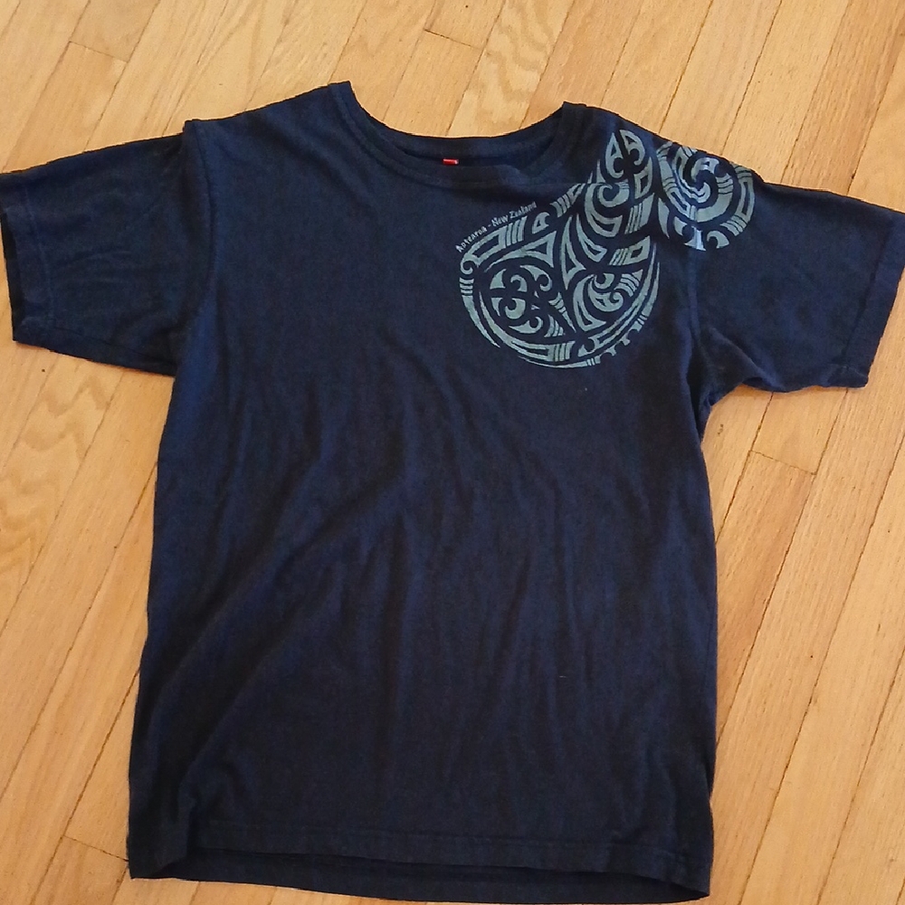 Souvenier TShirt MED